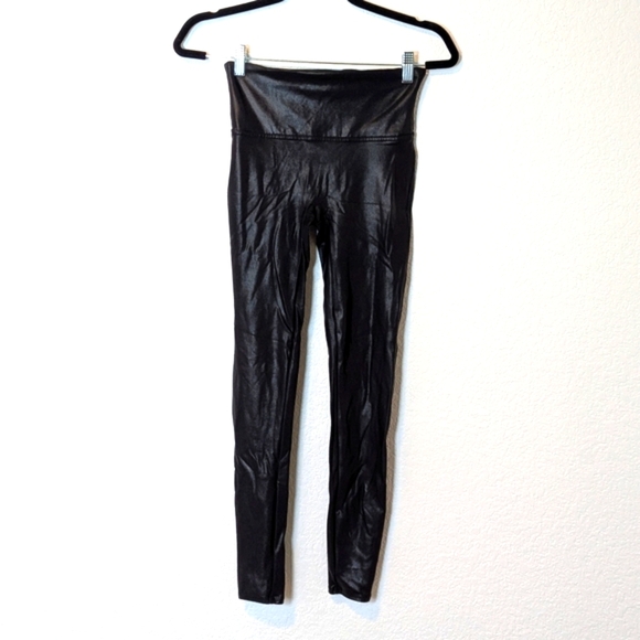 Spanx Black Faux Leather Leggings - Picture 1 of 3